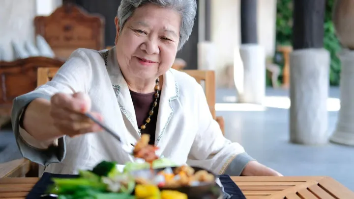 resident eating healthy meal